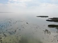 Uluabat Gölü can çekişiyor