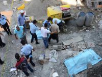 İnşaat iskelesi çöktü: 2 ölü, 4 yaralı
