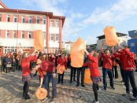 Dilek Fenerleri, kadına yönelik şiddetle mücadele için uçtu