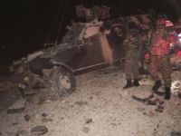 Askeri araca bombalı saldırı: 6'sı asker 7 yaralı