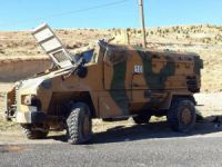 Zırhlı araç devrildi, 10 özel harekat polisi yaralandı