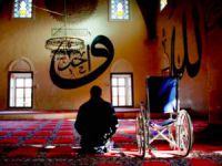 Engelliler camilere gidemiyor