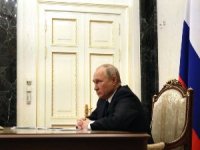 Putin, Scholz ile telefonda görüştü