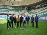 Bursaspor’da sahalar yenileniyor