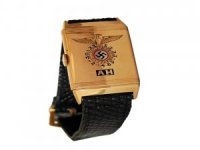 Hitler'in saati1.1 milyon dolara satıldı