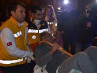 Ambulansın çarptığı 5 araç cayır cayır yandı