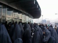 Dövizzedelerden çarşaflı eylem