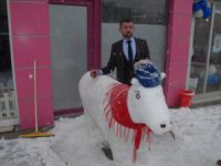 Kardan inek ve gelin-damat yaptılar