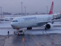 Hava ulaşımına kar engeli: 139 uçuş iptal