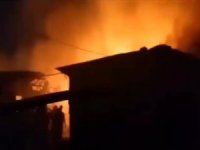 Colombo'da yangın 80 ev kül oldu