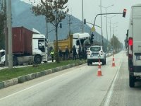 Bursa'da TIR kamyona çarptı