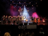 Serdar Ortaç şarkılarıyla senfoni gecesi