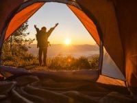 İyi Bir Kamp Deneyimi İçin Uyku Tulumu Nasıl Seçilmelidir?