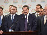 Faruk Çelik takdir topluyor