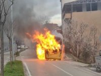 Bursa'da halk otobüsü yandı