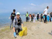 Bursa sahilleri temizleniyor