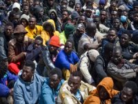 Tunus’ta kaçak göçmenler kurtarıldı