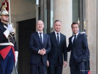Liderler Paris’te bir araya geldi