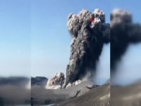 Ebeko Yanardağı’nda patlama