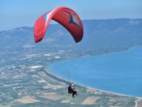 Bursa'da yamaç paraşütü heyecanı
