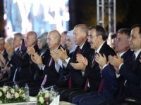 Erdoğan, Zafer kutlamasında konuştu