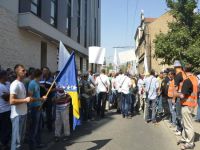 Binlerce Bosnalı işçi yeni çalışma kanununu protesto ediyor