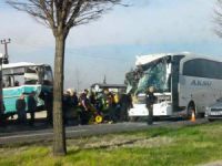 İki otobüs çarpıştı! Ölü ve yaralılar var