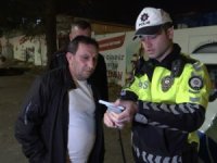 Alkollü sürücü polise yakalandı