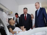 Erdoğan, Gazzeli hastaları ziyaret etti