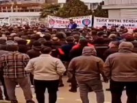 Dev fabrikalarda işçiler greve gidiyor
