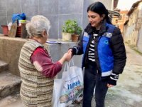 Mudanya'da emeklilere gıda desteği