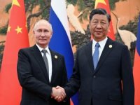 Xi’den Putin’e seçim tebriği