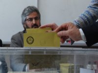 Bursa'da seçim sandıkları kuruluyor