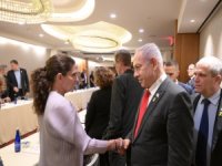 Netanyahu, rehine aileleriyle görüştü