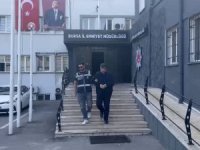 Oğlunu ziyaret ederken yakalandı