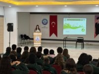 İznik Belediyesi'nden gençlere çevre bilinci semineri başladı