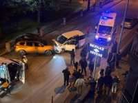 Bursa'da uyuyan sürücü kaza yaptı