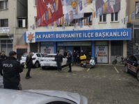 AK Parti İlçe Başkanlığı'na saldırı