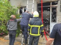 Elektrik tesisatından yangın çıktı, ev küle döndü
