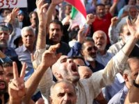 İran halkı sokakta: "Teslimiyet yok, ABD ile savaş"