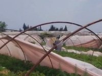 Antalya'da hortum seraları vurdu