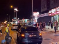 Alkollü sürücü makas atarken kaza yaptı