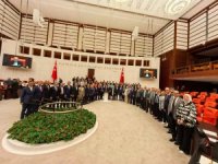 Meclis tatile girdi, vekiller fotoğraf çektirdi