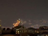 Bursa'da yasak dinleyen yok! Havai fişekler durmadı
