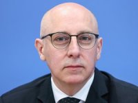 Almanya'da iç istihbaratın başına bir Türk atandı
