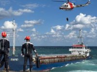 Kocaeli’de nefes kesen operasyon: Helikopterle kurtarılıyorlar