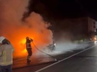 Bursa'da otomobil küle döndü