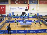 Osmangazi Belediyesi'nde masa tenisi rüzgarı