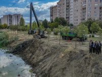 Bursa'da sel riskine karşı dereler temizleniyor