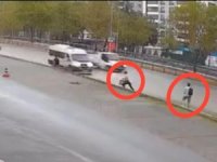 Bursa'da yayaların ölümden döndüğü kaza kamerada